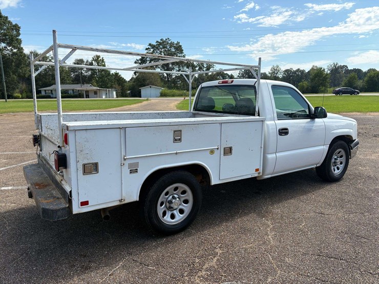 2007-chevrolet-silverado-1500-image-3