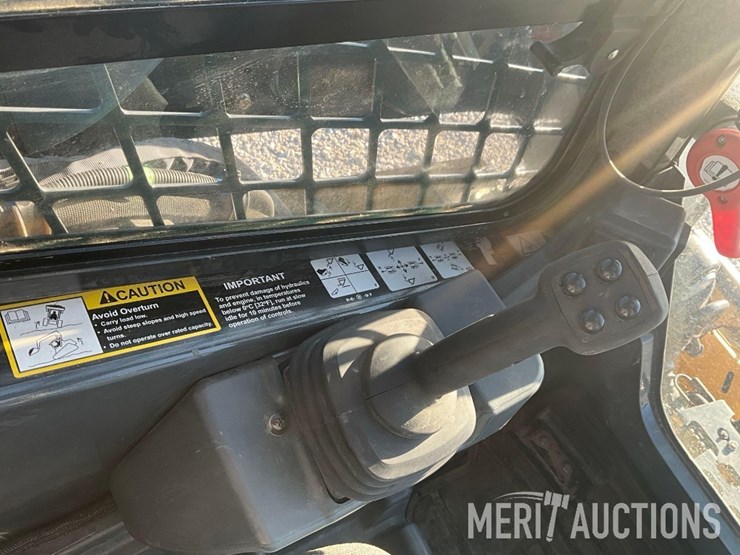 2024-deere-333g-image-33