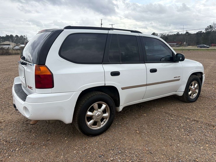 2006-gmc-envoy-image-3
