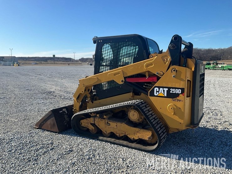 2015-caterpillar-259d-image-2
