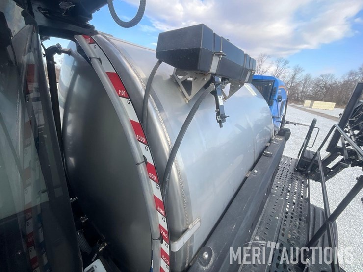 2022-new-holland-sp310f-image-34