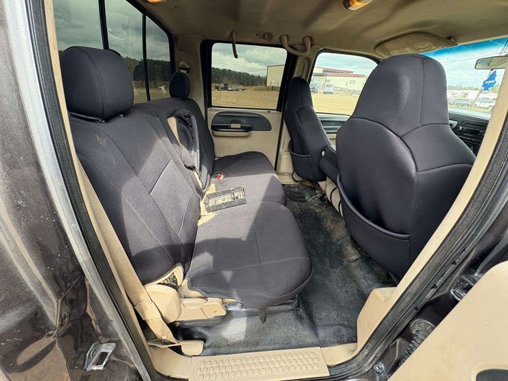 2005-ford-f350-image-21