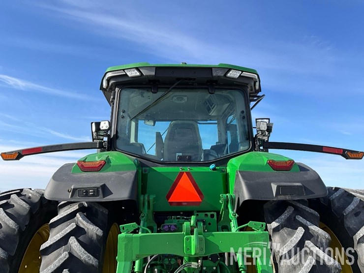 2022-john-deere-7r-210-image-22