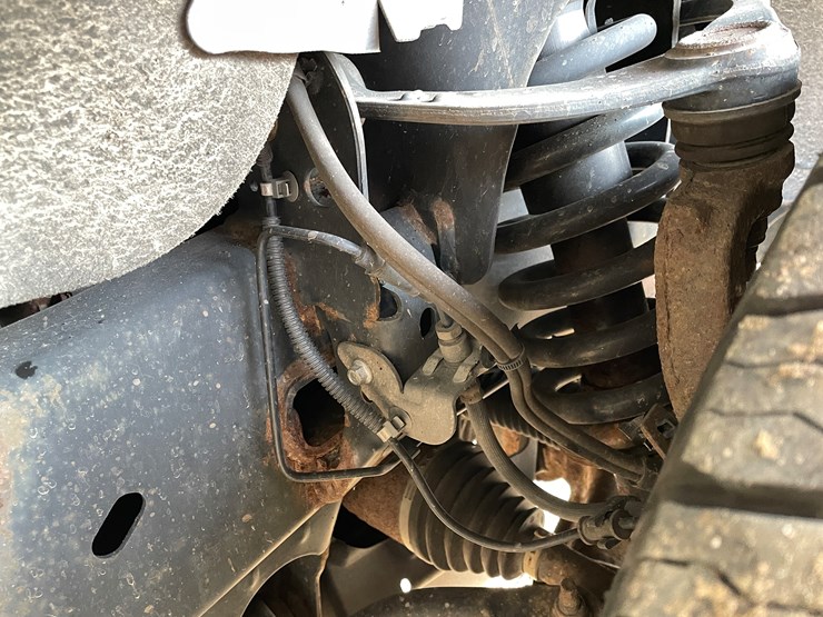 2011-ford-f150-image-33