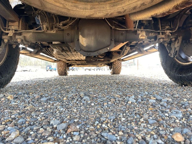 2016-ford-f150-lariat-image-24