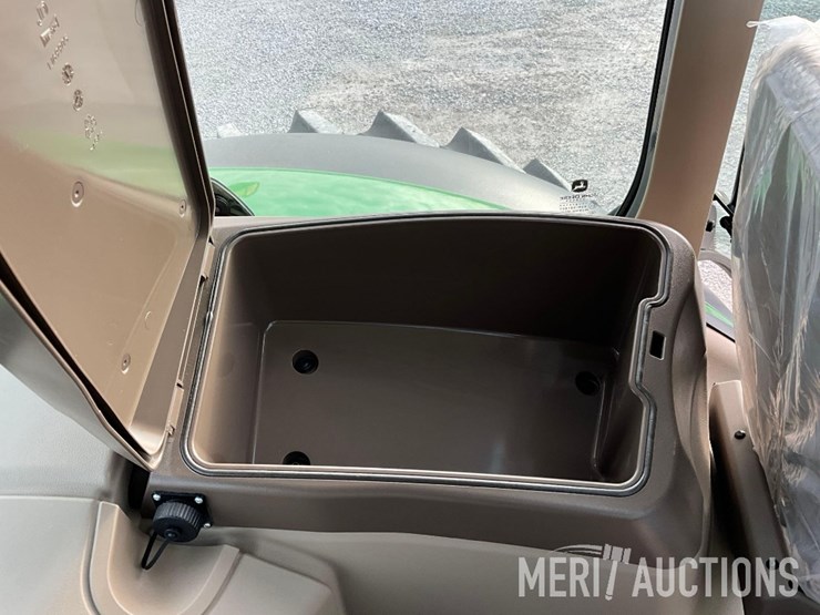 2023-john-deere-6r-175-image-48