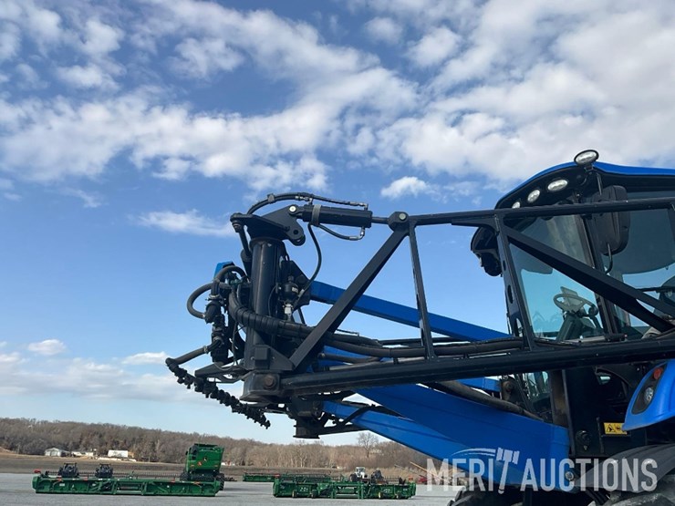 2022-new-holland-sp310f-image-11