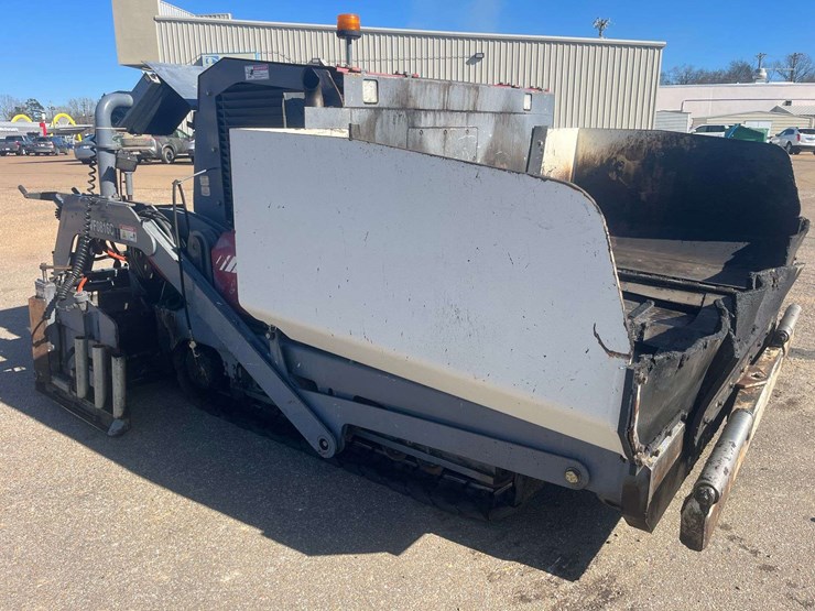 2018-dynapac-paving-machine-image-2