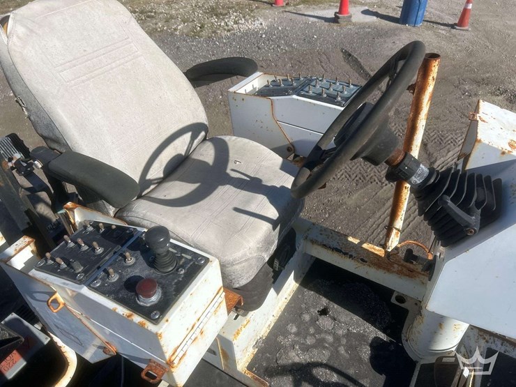 2018-roadtec-rp190e-image-29