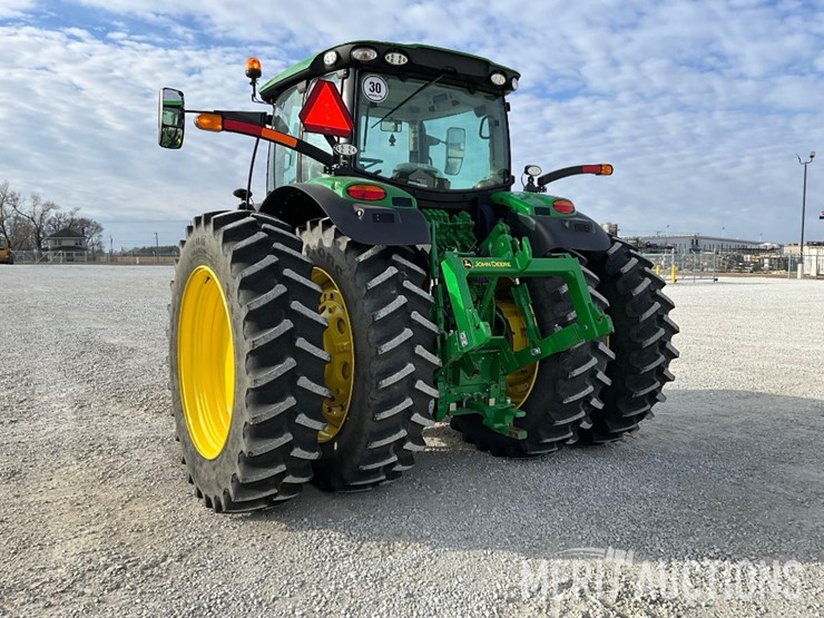 2023-john-deere-6r-175-image-3