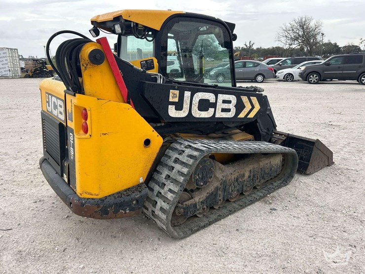jcb-3ts-8t-image-3