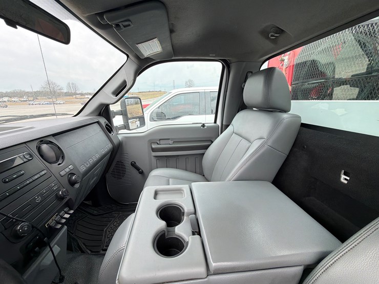 2011-ford-f350-image-13