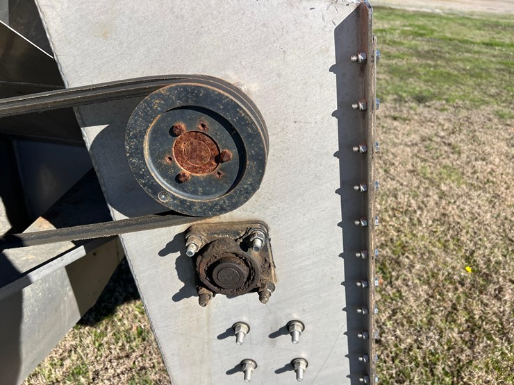 adams-5-ton-fertilizer-spreader-image-20