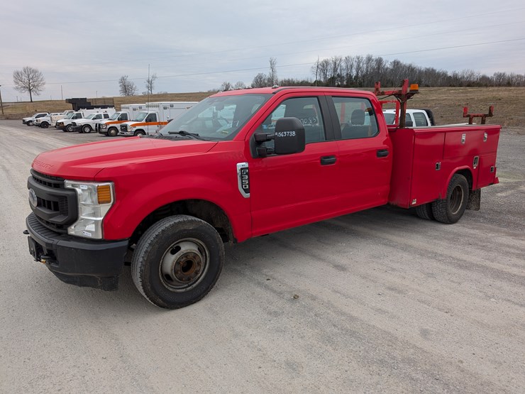 2020-ford-f350-xl-image-1