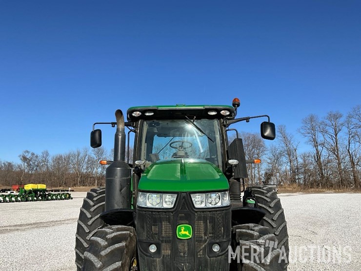 2014-john-deere-7230r-image-9