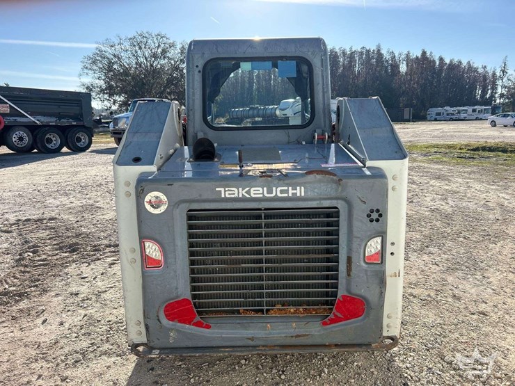2021-takeuchi-tl6r-image-25