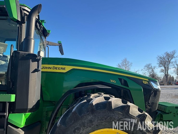 2023-john-deere-8r-310-image-32