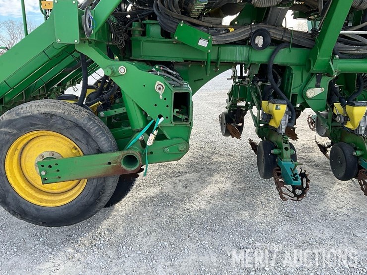 2007-john-deere-1790-image-28