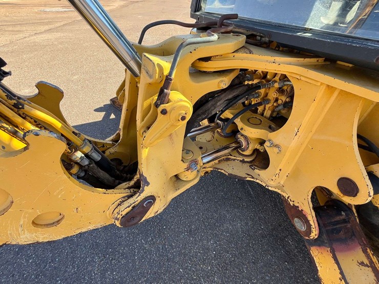 2001-deere-310g-image-19