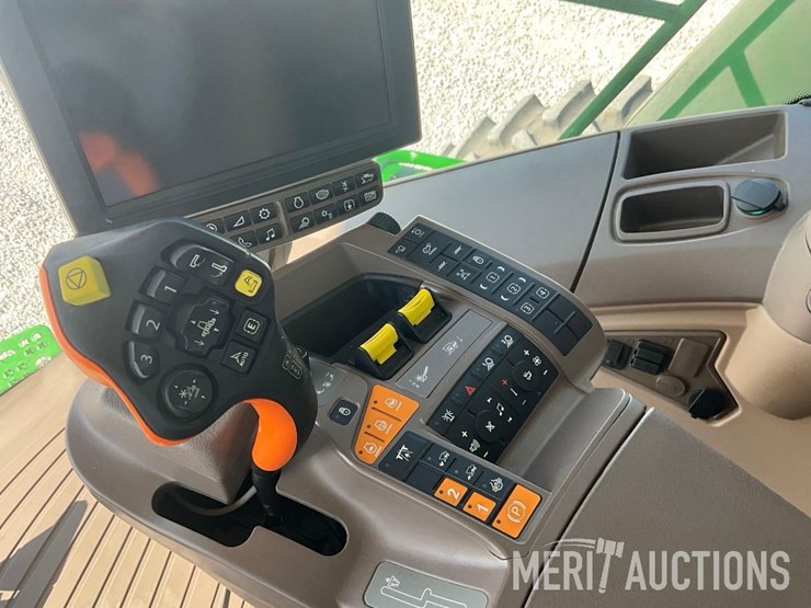 2021-john-deere-s790-image-37