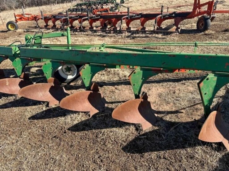 blanchat-10-bottom-plow-image-5