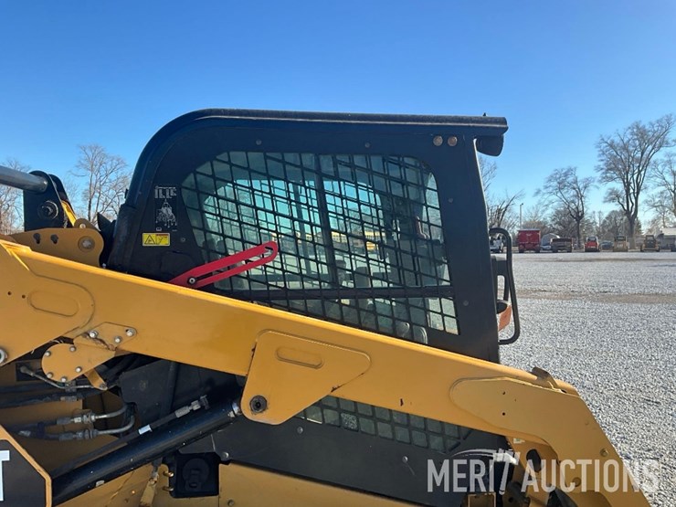 2015-caterpillar-259d-image-23