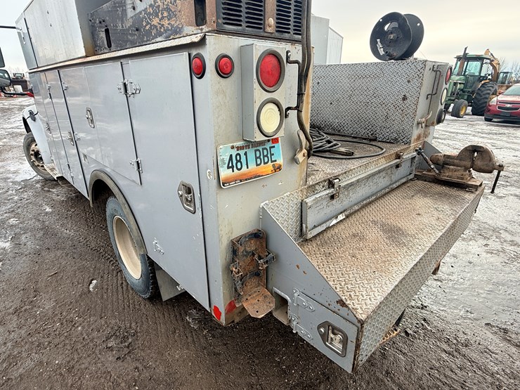 2004-caterpillar-c7-image-30