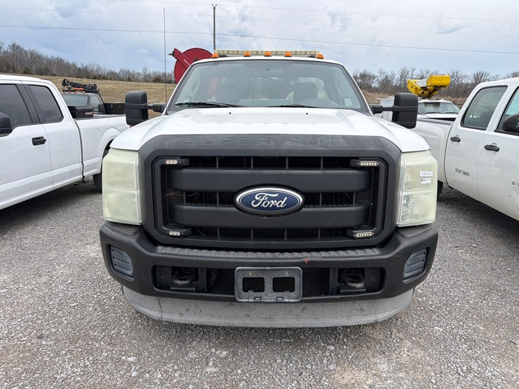 2011-ford-f350-image-3