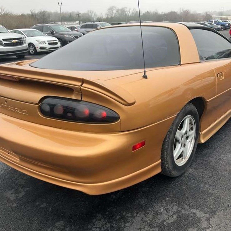 1998 Chevrolet Camaro 2 Door Coupe,