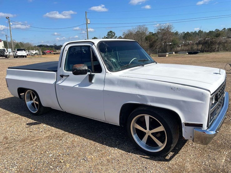 1984-chevrolet-c10-image-4
