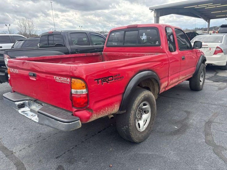 2002-toyota-tacoma-image-1