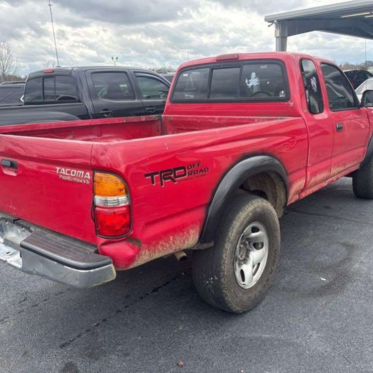 2002 TOYOTA TACOMA