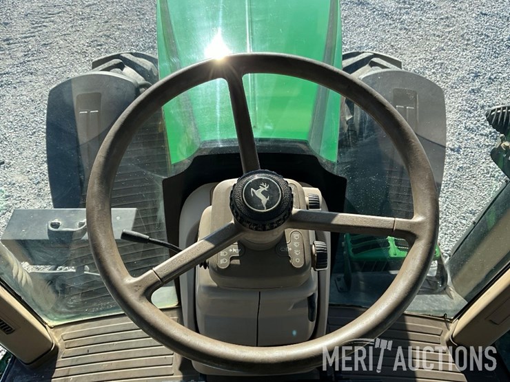 2014-john-deere-7230r-image-40