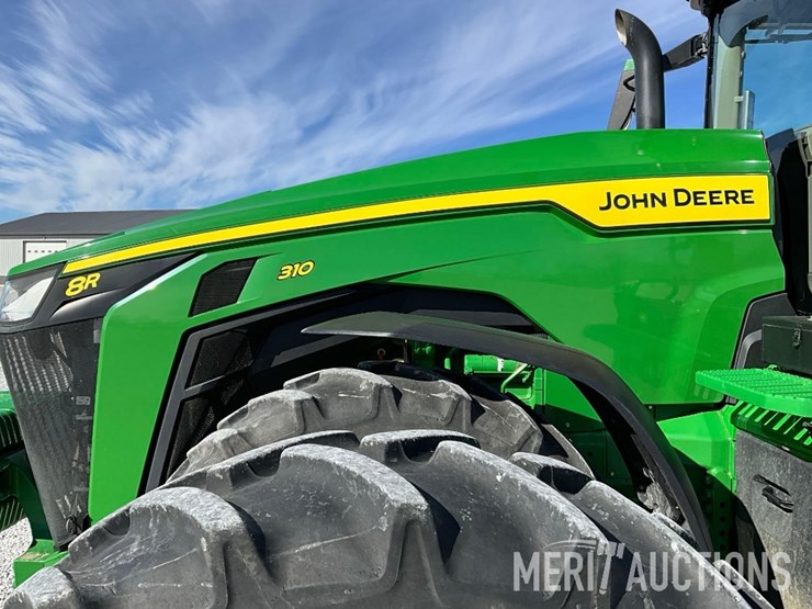2023-john-deere-8r-310-image-12
