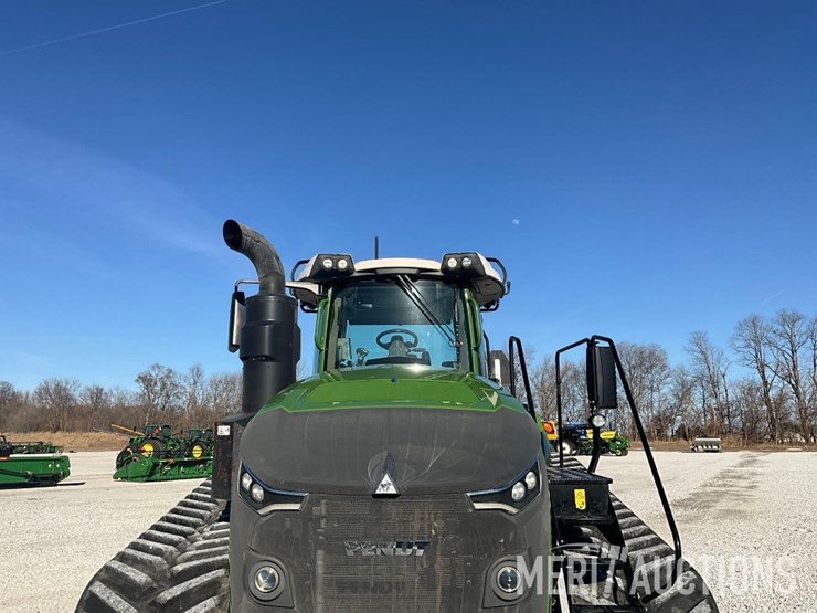 2025-fendt-1167-vario-tractor-image-9