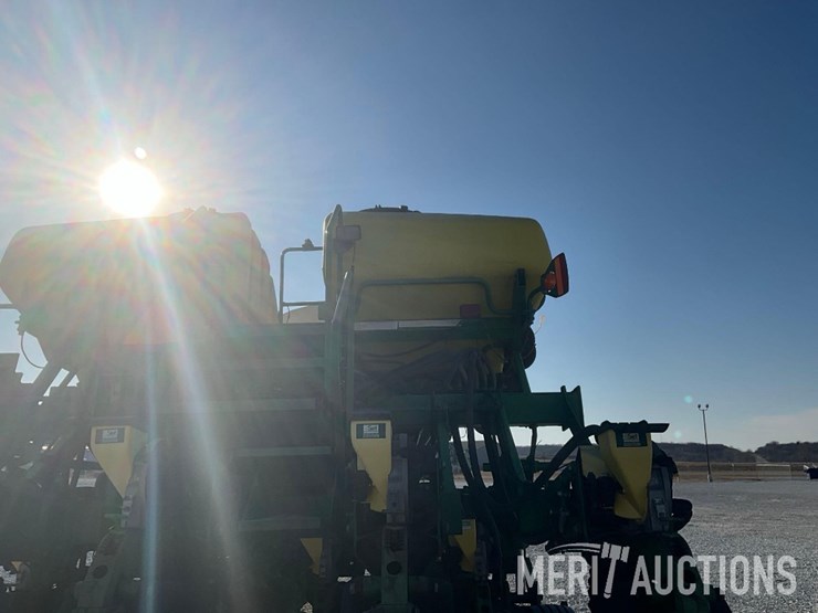 2007-john-deere-1790-image-25