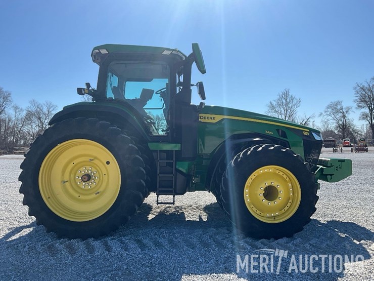 2023-john-deere-8r-340-image-6