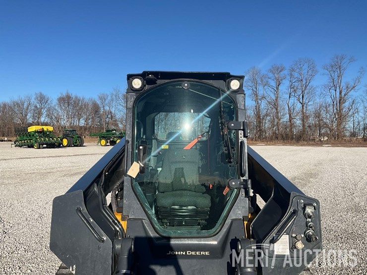 2024-deere-333g-image-8