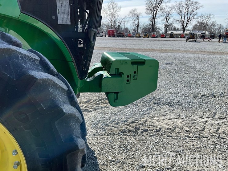 2022-john-deere-7r-210-image-36