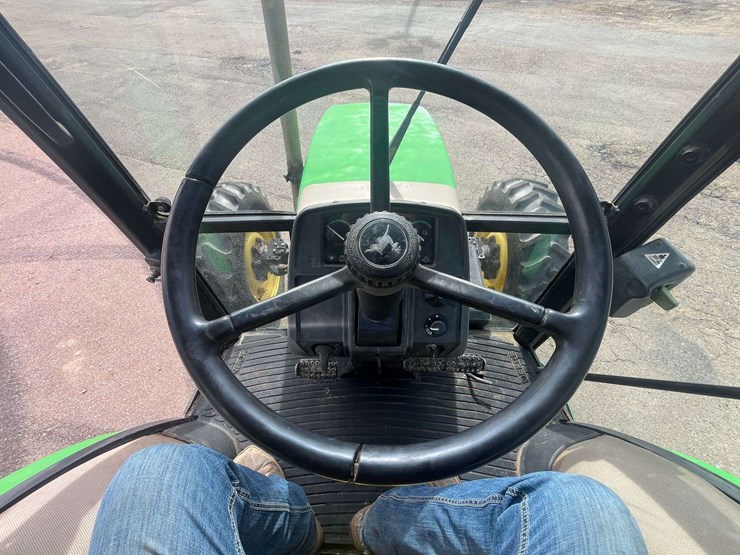 john-deere-5320-image-25