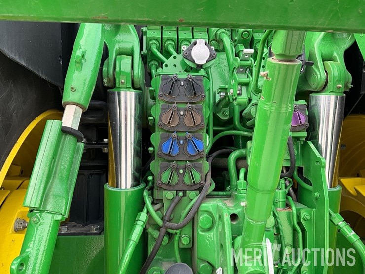 2023-john-deere-6r-175-image-27