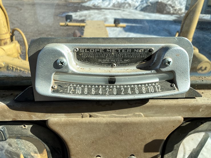 caterpillar-140g-image-42