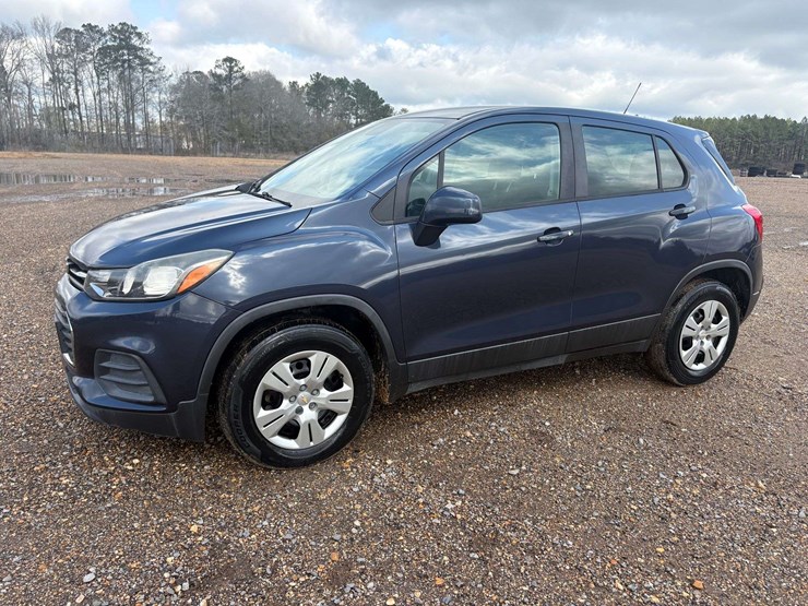 2018-chevrolet-trax-4-door-suv-(103,967-miles)-image-1