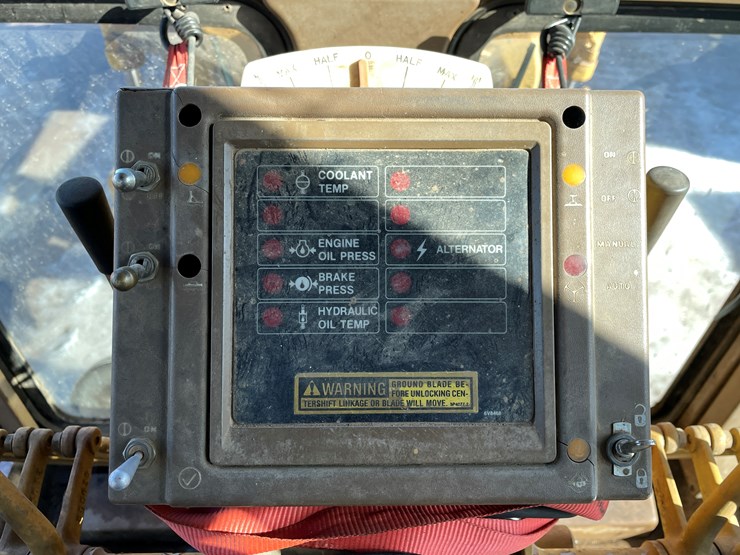 caterpillar-140g-image-41