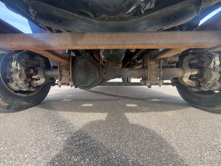 2008-chevrolet-kodiak-5500-4x4-crew-cab-flatbed-truck-(85,344-miles)-image-6