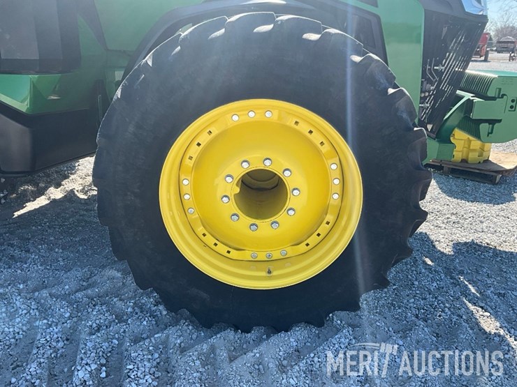 2023-john-deere-8r-340-image-31