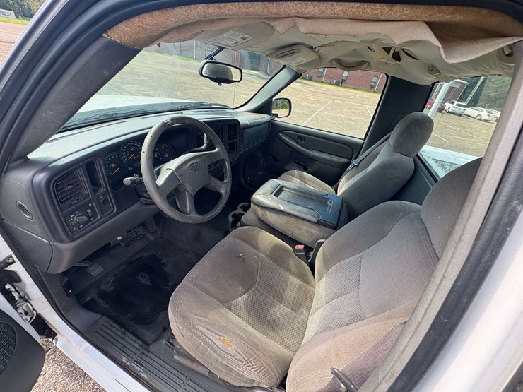 2007-chevrolet-silverado-1500-image-11