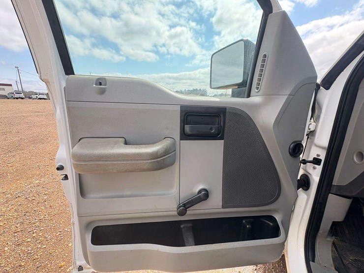 2008-ford-f150-image-11