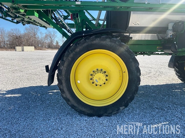 2022-john-deere-410r-image-25