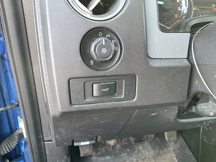 2011-ford-f150-image-52